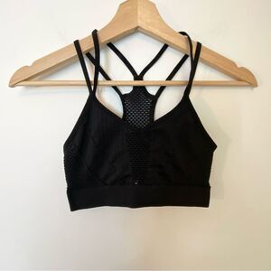 Adorable black sports bra. No tag information! Black. XS